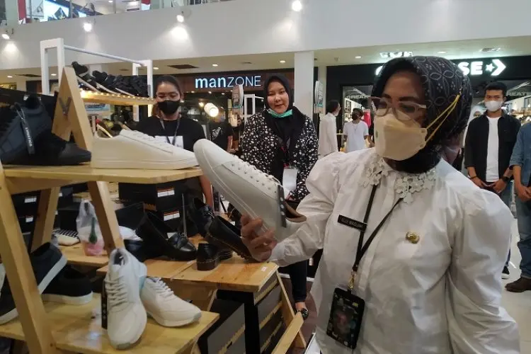 Tingkatkan Brand Sepatu Cibaduyut, Pemkot Bandung Gelar Festival Sentra Cibaduyut