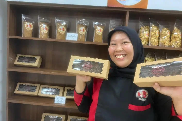 Legitnya Brondo, Brownies dan Galendo Buatan Siswa SMKN 1 Ciamis