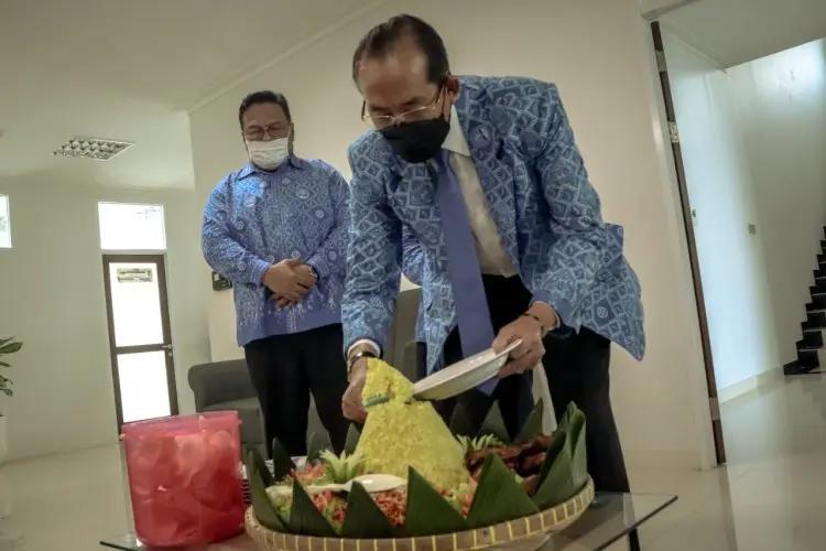 Dies Natalis ke-62 Unpas, Rektor Ajak Civitas Akademika Bersinergi Kejar Akreditasi Unggul
