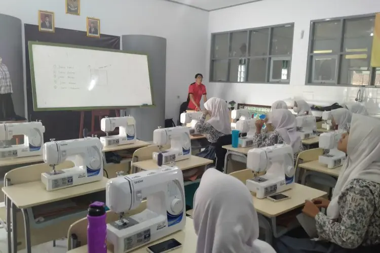 Tekan Pengangguran, SMAN 10 Tasikmalaya Siapkan Kecakapan Hidup Siswa