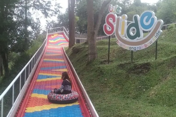 Boomerang Rainbow Slide, Wahana Wisata Baru dari Dusun Bambu 