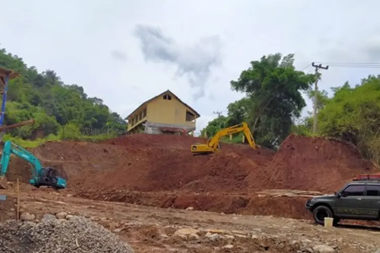 SDN Rasamulya Nyaris Tergerus Galian C, Disdik Kabupaten Bandung Berkoordinasi dengan Aparat Kecamatan Soreang dan Desa Sadu