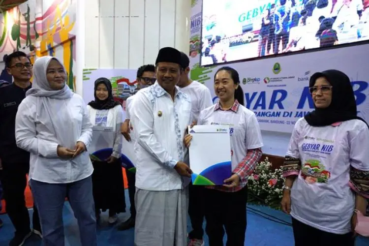 FOTO: Gebyar Pemberian Nomor Induk Berusaha di Jawa Barat