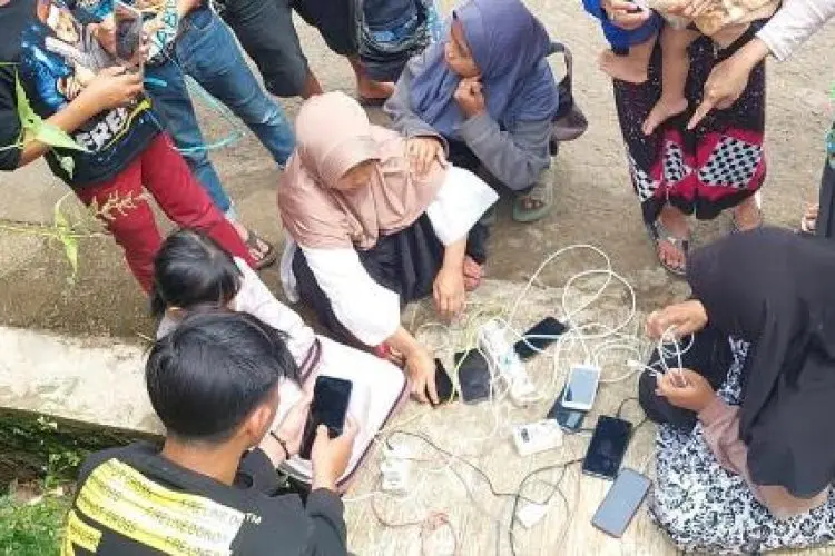 Pasca Gempa Cianjur, XL Axiata Pulihkan Jaringan Telekomunikasi dan Sediakan Akses Telepon Gratis