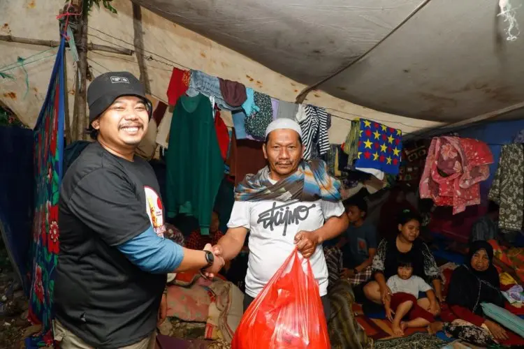 Peduli Korban Gempa Cianjur, Ganjar Milenial Terjunkan Relawan Bangun Posko dan Dapur Umum