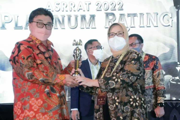 bank bjb Raih Platinum Rank Asia Sustainability Reporting Rating 2022