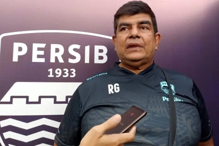 Delapan Pemain Persib Absen di Sesi Latihan