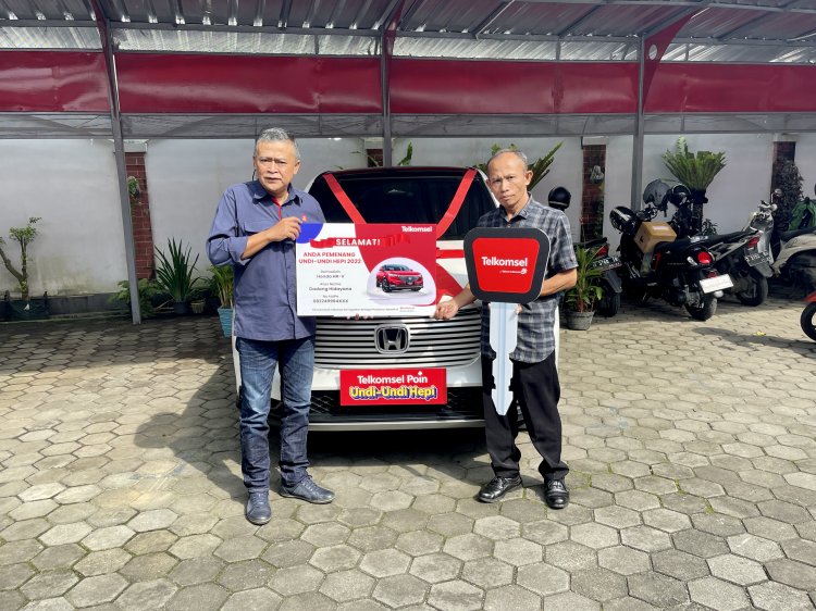 Pekerja Pabrik di Tasikmalaya Menangkan Hadiah Mobil Honda HR-V