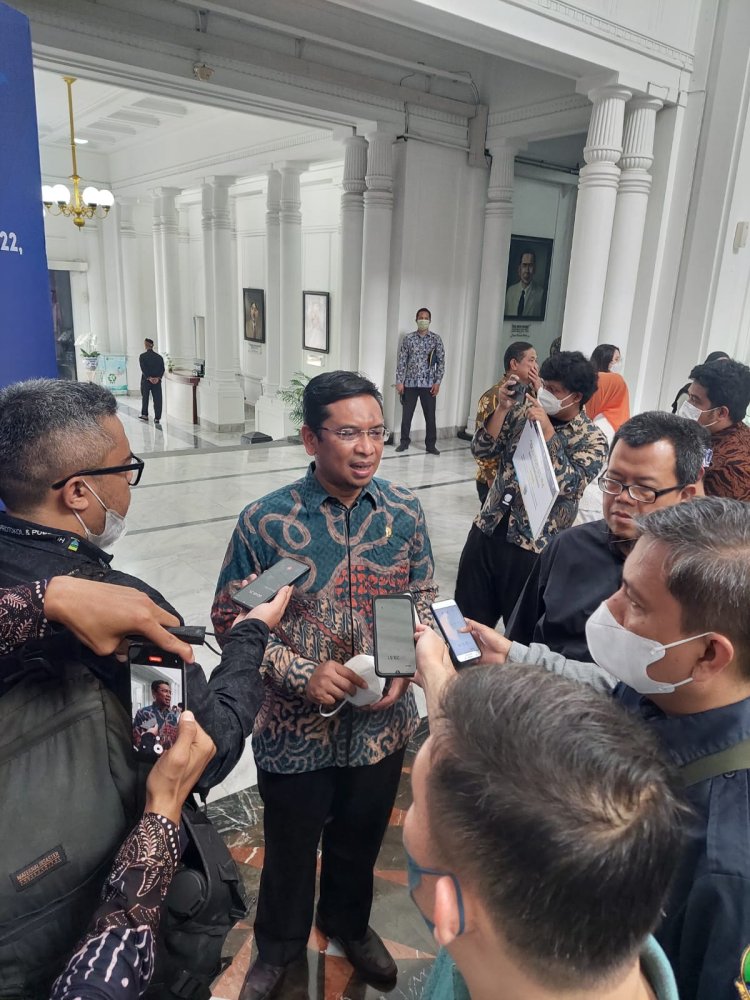 Tedy Bersyukur, Setwan DPRD Kota Bandung Sabet Penghargaan JDIH 2022 Tingkat Provinsi