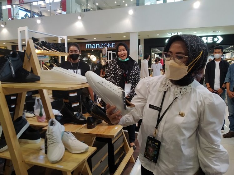 Tingkatkan Brand Sepatu Cibaduyut, Pemkot Bandung Gelar Festival Sentra Cibaduyut