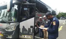 Minimalisir Angka Kecelakaan, Dishub KBB Lakukan Ramp Check Kendaraan di Kawasan Padalarang 