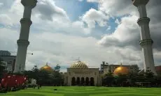Alun-alun Bandung Masih Ditutup Saat Malam Tahun Baru