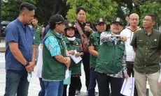 Nilainya mendekati Satu Miliar Rupiah, Bupati Cirebon Soroti Proyek Shelter PKL