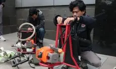 Mudah Digunakan, Dosen dan Mahasiswa Unpas Kembangkan Alat Pemadam Kebakaran Portabel 