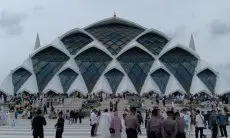 Usai Diresmikan, Ridwan Kamil Ajak Masyarakat dan Ulama Manfaatkan Masjid Raya Al-Jabbar