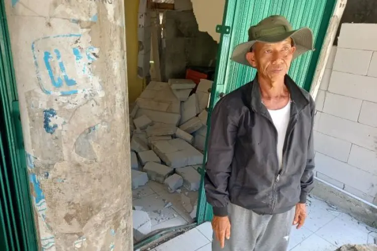 10 Rumah Rusak Berat di Bojong Koneng Batal Direlokasi