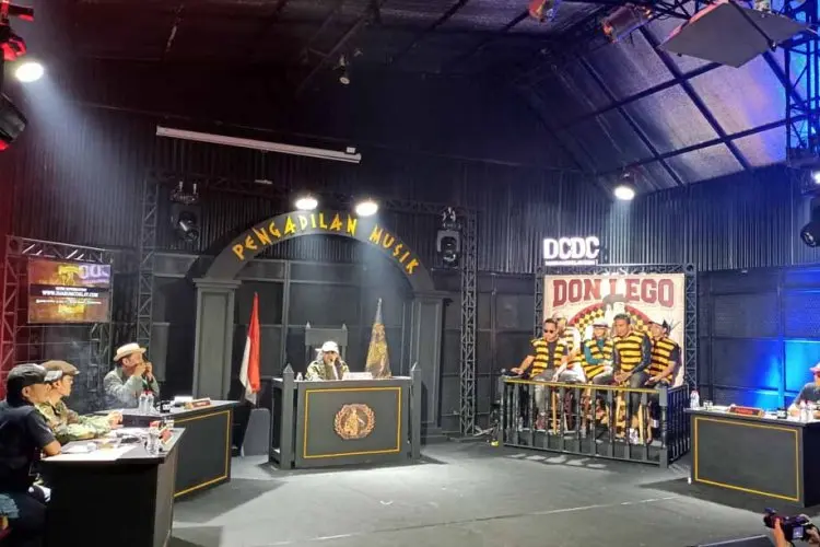 Karya Terbaru Don Lego Membawa Mereka Menjadi Terdakwa ke Pengadilan Musik DCDC