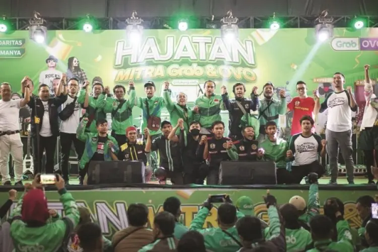 Seribuan Mitra Grab di Bandung dan Keluarga Ramaikan Hajatan Grab