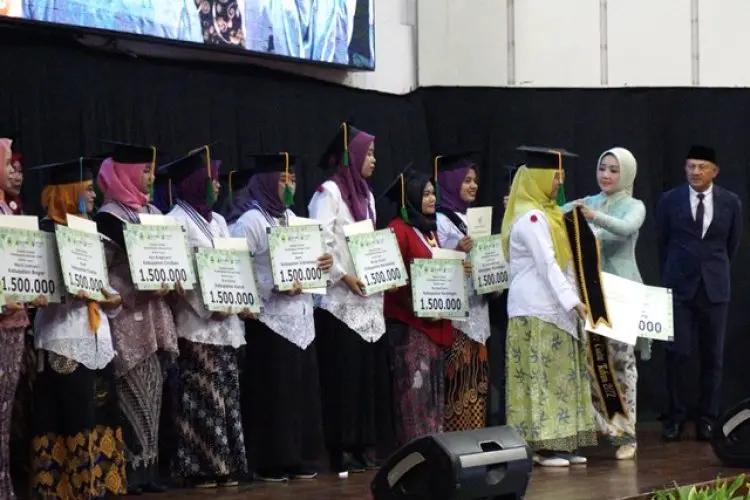 FOTO: Wisuda Sekoper Cinta Angkatan IV Tahun 2022