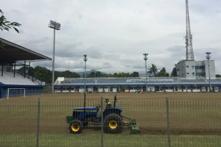 Lapangan Sidolig Dibongkar Lagi, Bagaimana Nasib Persib?