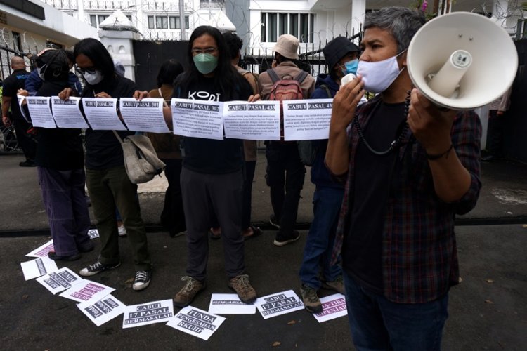 Foto: Aksi Jurnalis Tolak 17 Pasal RKUHP Yang Bermasalah