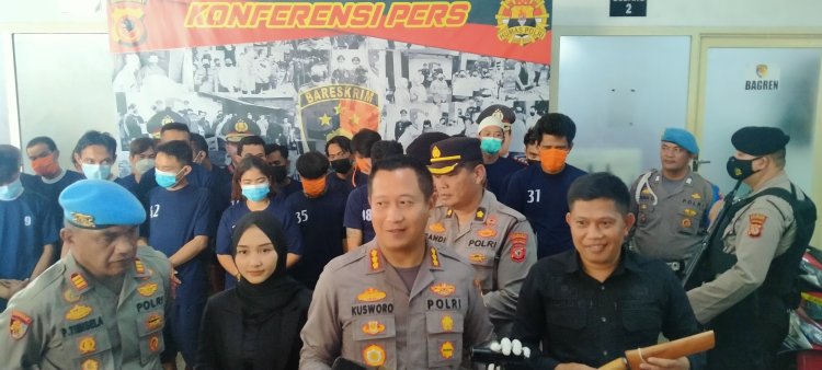 Polresta Bandung Tangkap Residivis Menimbun Ganja 6 Kg di Hutan