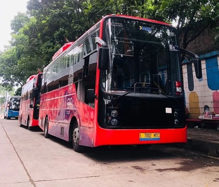Kota Bandung Uji Operasional Delapan Bus Listrik