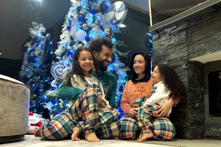 Mohamed Salah Merayakan Natal dan Kembali Dikritik Penggemar