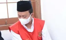 Pasrah Kasasinya Ditolak, Terpidana Mati Herry Wirawan Fokus Ibadah di Rutan