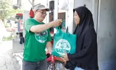 Kajol Ganjar Gelar Aksi Bagi Sembako Murah di Depok