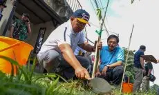 Tanam 51 Batang Pohon Baros, Dikdik: Ini Kompensasi Sejumlah Pohon yang Ditebang saat Pembuatan Akses Gereja Betania