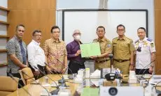 Pemkot Bandung Terima Aset Seluas 1.018 Meter Persegi di Pasar Induk Caringin