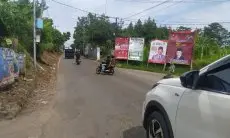 Sikap Warga Soal Banyaknya Atribut Partai di Pinggir Jalan Kabupaten Bandung Barat