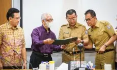 Pemkot Bandung Gunakan Lahan Pasar Caringin untuk Terminal