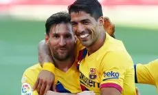 Luis Suarez Ingin Pensiun Bersama Lionel Messi di Barcelona