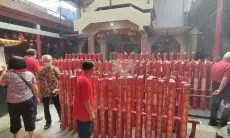Tahun Baru Imlek 2574 Kongzili, 200 Lilin Raksasa Dinyalakan