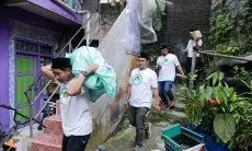 SDG  Beri Bantuan Bahan Bangunan ke 40 Ponpes Terdampak Gempa Cianjur