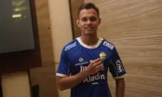 Ini Jawaban Bojan Hodak Soal Rumor Duo Hehanussa Hengkang dari Persib Bandung