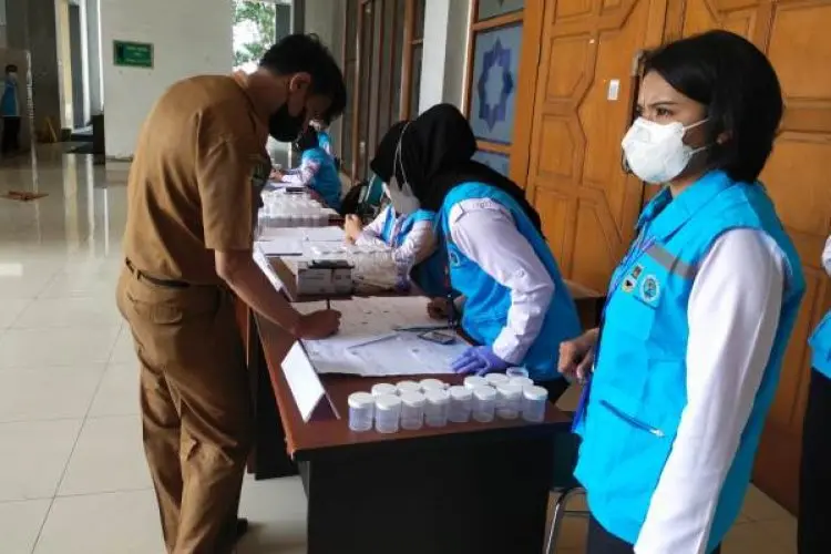 BNNK Bandung Barat Lakukan Tes Urine Terhadap Ratusan ASN KBB, Begini Hasilnya 
