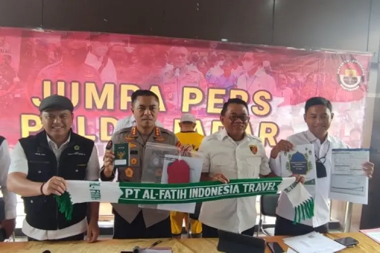 Polda Jabar Bongkar Travel Haji Palsu, Pengelola Al Fatih Travel Indonesia Dijadikan Tersangka