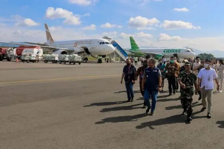 PPKM Dicabut, Bandara Husein Sastranegara Sambut Pesawat Super Air Jet 