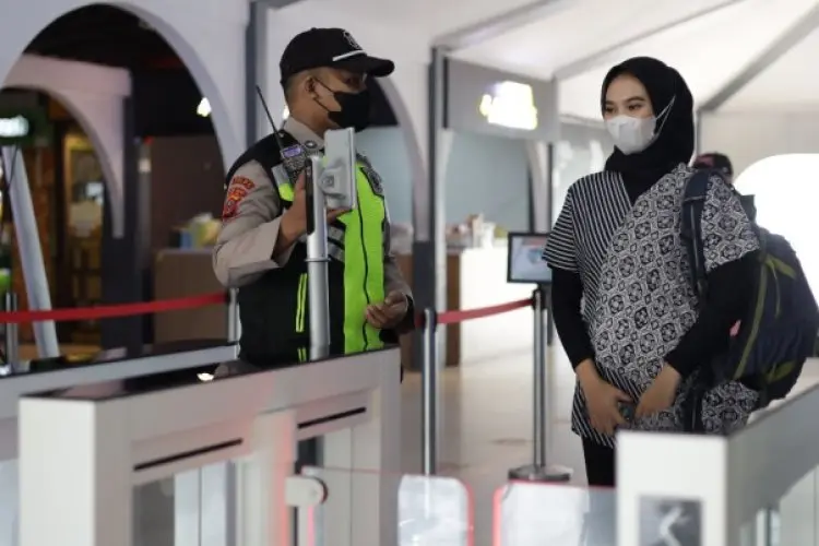 Daop 2 Bandung Manfaatkan Face Recognition Boarding Gate di Stasiun Bandung