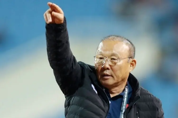 Park Hang-seo Tanggapi Sinis Shin Tae-yong yang Menganggap Timnas Indonesia dan Vietnam Selevel