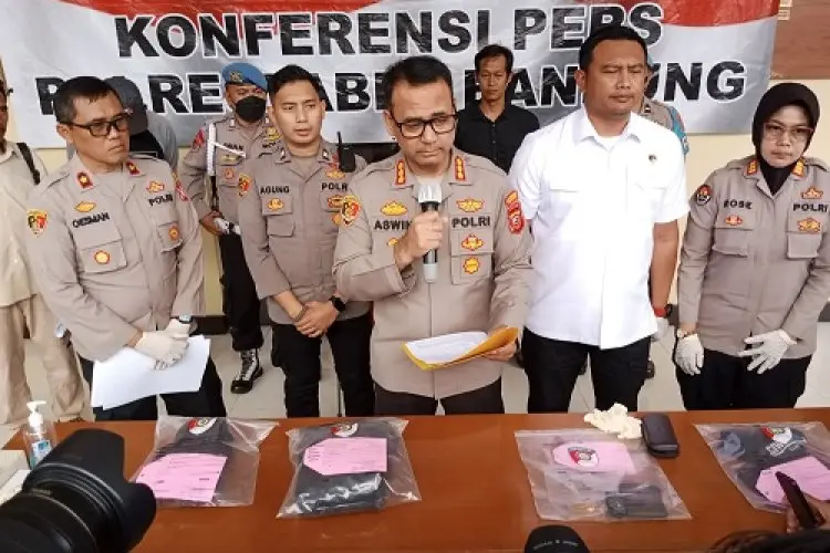 Usai Aniaya Korbannya Hingga Tewas, Kadal Dihadiahi Timah Panas Polrestabes Bandung