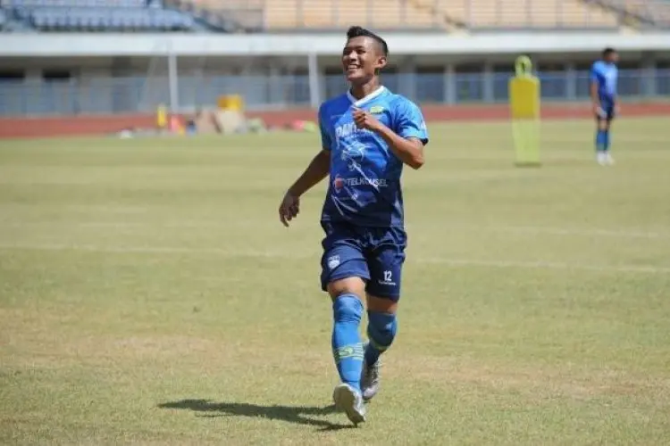 Persib Menghadapi Borneo FC, Ini Kata Henhen Herdiana