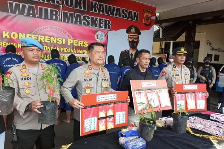 Tiga Pekan, 14 Tersangka Kasus Narkoba Diringkus Polres Cimahi