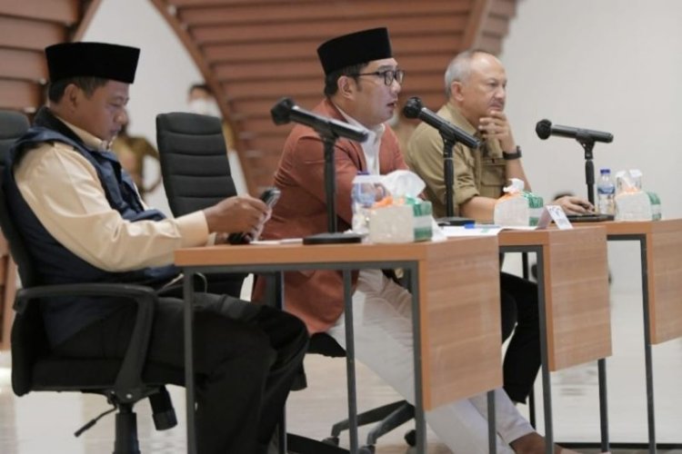 Ridwan Kamil Ajak Warga Kota Bandung Tingkatkan Siskamling