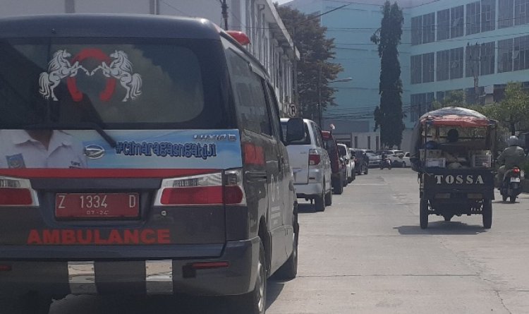 Dishub Kesulitan Tindak Parkir Liar di Jalan RSU Garut 