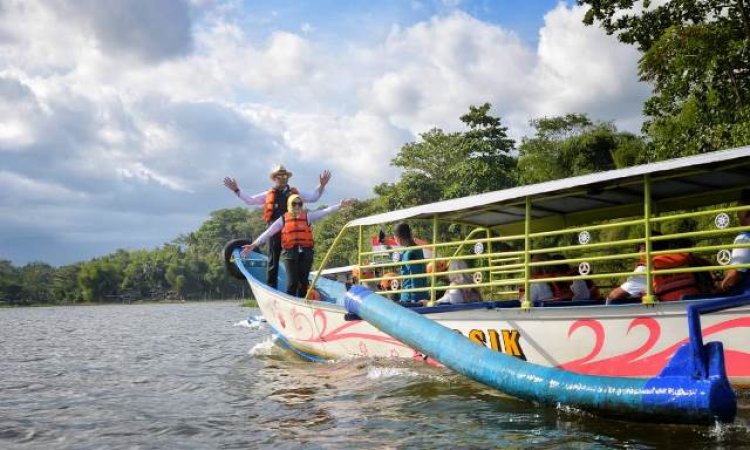 Bukan Sekadar Tempat Ngariung, Ridwan Kamil: Destinasi Wisata Situ Gede Dapat Tingkatkan Ekonomi Masyarakat Tasikmalaya