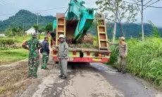 Iwan Setiawan Percepat Infrastruktur Kembangkan Wisata Kecamatan Sukamakmur .